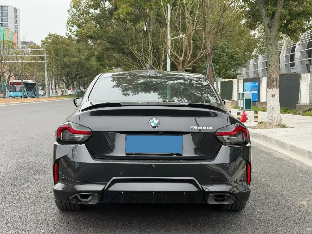 2024 BMW 2.0T 300HP L4 7DCT,autocango,china used car exporter,china ev exporter,chinese used car exporter,chinese used ev exporter