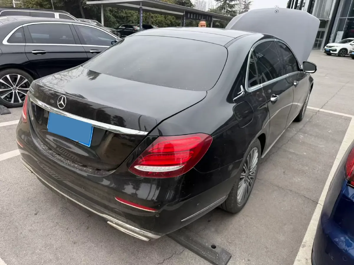 2020 Mercedes-Benz E Class 2.0T 258HP L4 9AT,autocango,china used car exporter,china ev exporter,chinese used car exporter,chinese used ev exporter