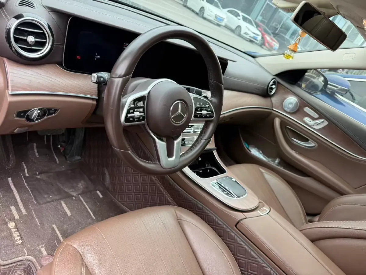 2020 Mercedes-Benz E Class 2.0T 258HP L4 9AT,autocango,china used car exporter,china ev exporter,chinese used car exporter,chinese used ev exporter