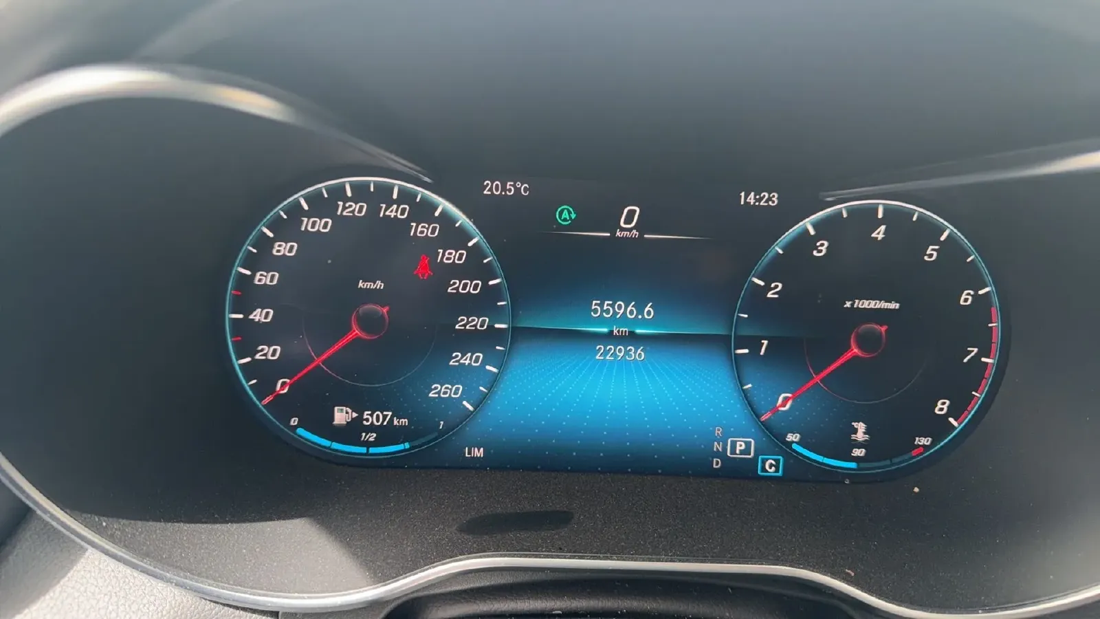 2022 Mercedes-Benz GLC Class 2.0T 197HP L4 9AT,autocango,china used car exporter,china ev exporter,chinese used car exporter,chinese used ev exporter