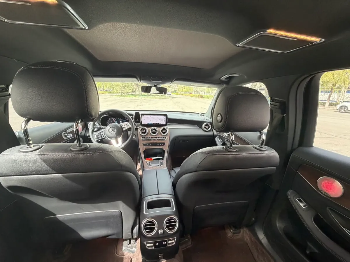 2022 Mercedes-Benz GLC Class 2.0T 197HP L4 9AT,autocango,china used car exporter,china ev exporter,chinese used car exporter,chinese used ev exporter