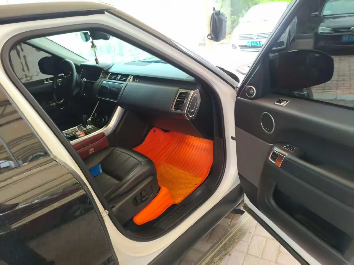 2022 Land Rover Range Rover Sport 3.0T 360HP L6 8AT,autocango,china used car exporter,china ev exporter,chinese used car exporter,chinese used ev exporter