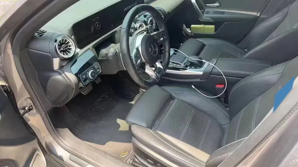 2020 Mercedes-Benz A AMG 2.0T 306HP L4 7DCT,autocango,china used car exporter,china ev exporter,chinese used car exporter,chinese used ev exporter