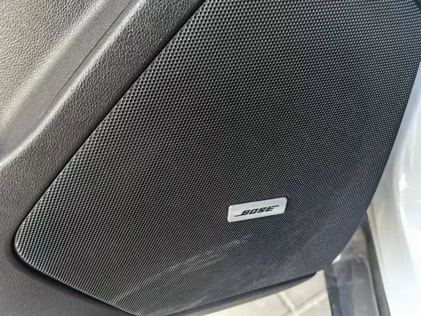 2021 Cadillac XT5 2.0T 237HP L4 9AT,autocango,china used car exporter,china ev exporter,chinese used car exporter,chinese used ev exporter