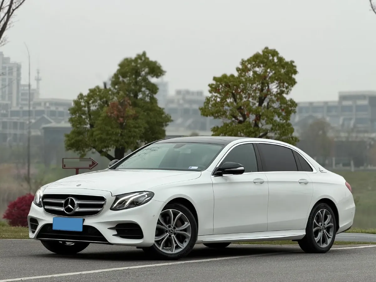 2020 Mercedes-Benz E Class 2.0T 258HP L4 9AT,autocango,china used car exporter,china ev exporter,chinese used car exporter,chinese used ev exporter