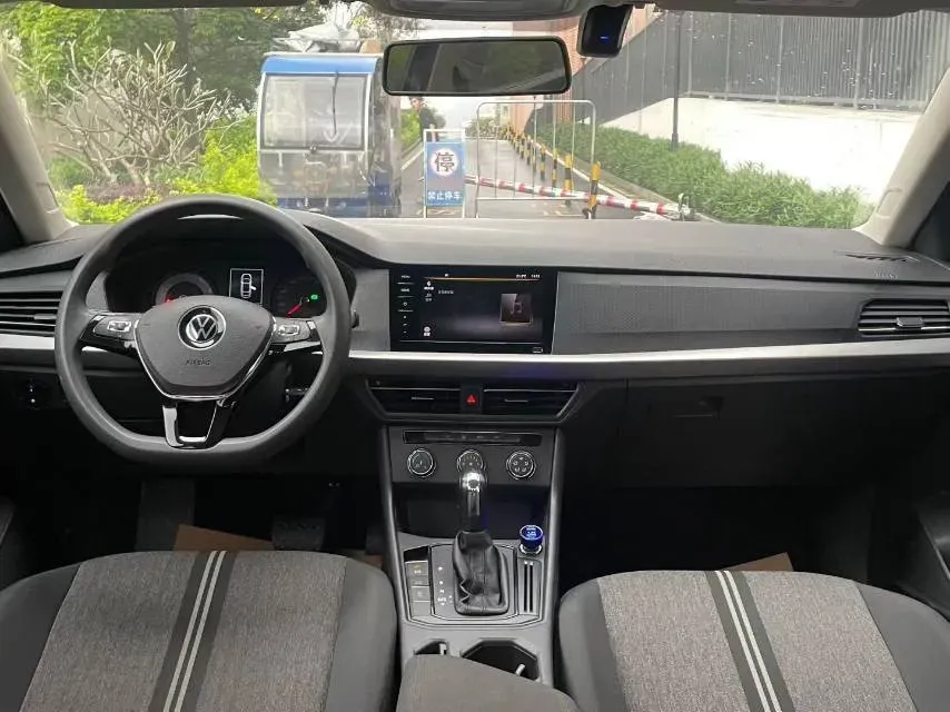 2021 Volkswagen Lavida 1.5L 113HP L4 6AT,autocango,china used car exporter,china ev exporter,chinese used car exporter,chinese used ev exporter