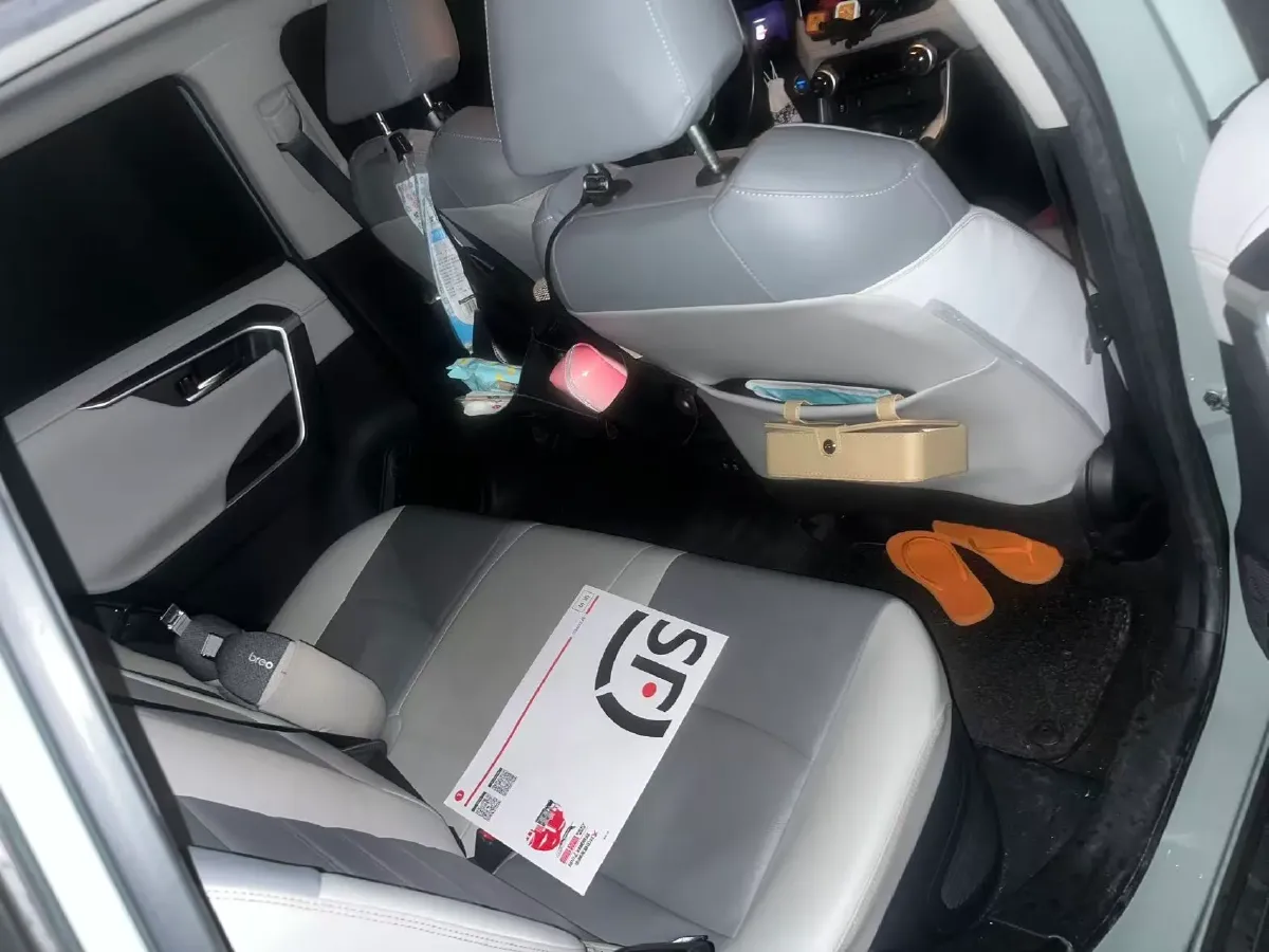 2020 Toyota RAV4 2.5L 178HP L4 E-CVT Hybrid,autocango,china used car exporter,china ev exporter,chinese used car exporter,chinese used ev exporter