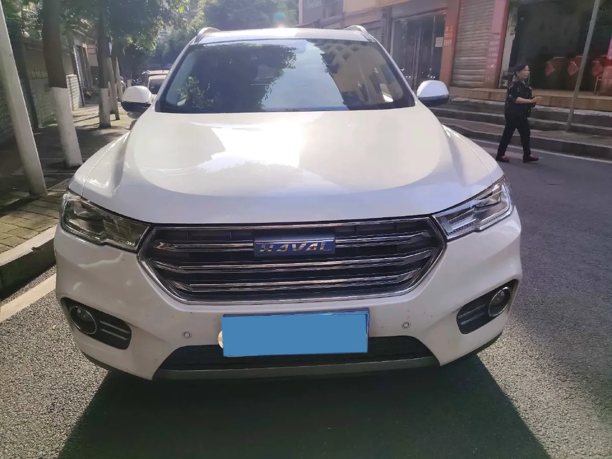 2017 Haval H6 1.5T 169HP L4 7DCT,autocango,china used car exporter,china ev exporter,chinese used car exporter,chinese used ev exporter