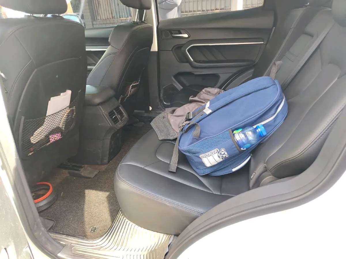 2017 Haval H6 1.5T 169HP L4 7DCT,autocango,china used car exporter,china ev exporter,chinese used car exporter,chinese used ev exporter