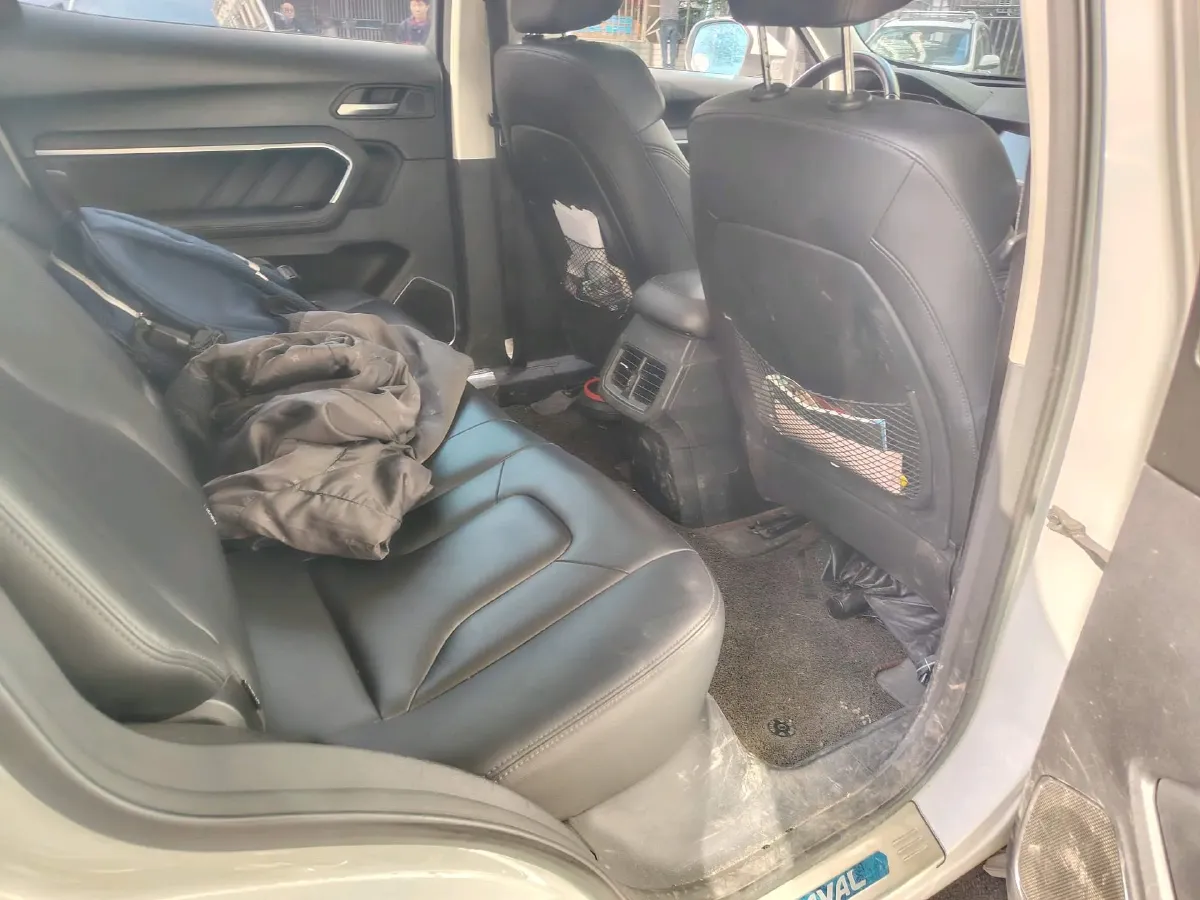 2017 Haval H6 1.5T 169HP L4 7DCT,autocango,china used car exporter,china ev exporter,chinese used car exporter,chinese used ev exporter