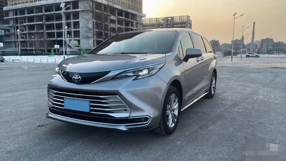 2021 Toyota Sienna 2.5L 192HP L4 E-CVT Hybrid,autocango,china used car exporter,china ev exporter,chinese used car exporter,chinese used ev exporter