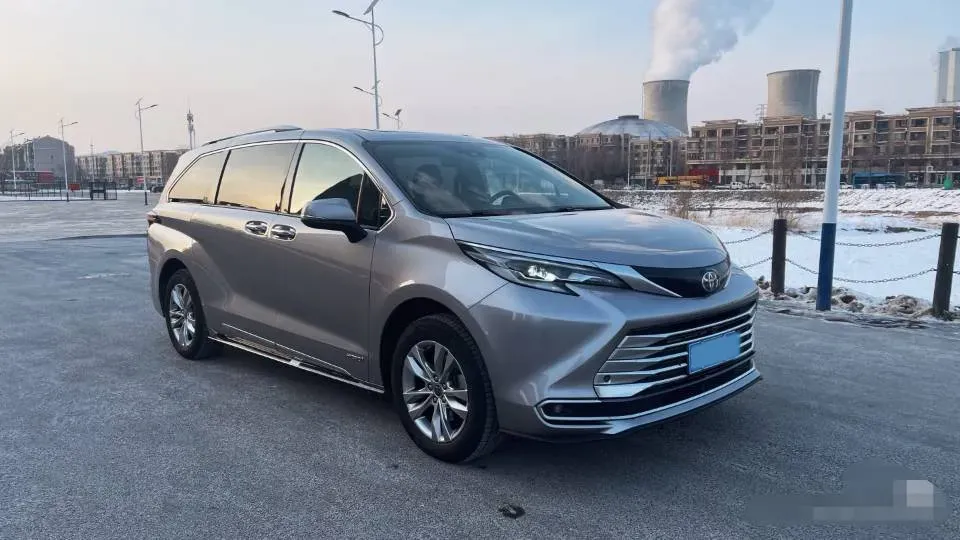2021 Toyota Sienna 2.5L 192HP L4 E-CVT Hybrid,autocango,china used car exporter,china ev exporter,chinese used car exporter,chinese used ev exporter
