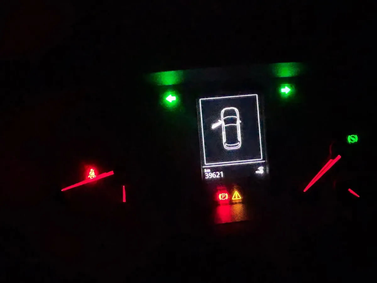 2022 Volkswagen T-Roc 1.4T 150HP L4 7DCT,autocango,china used car exporter,china ev exporter,chinese used car exporter,chinese used ev exporter