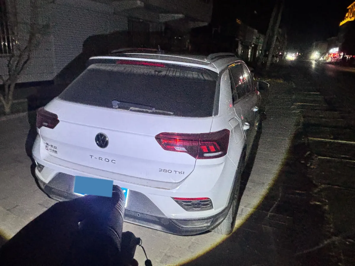 2022 Volkswagen T-Roc 1.4T 150HP L4 7DCT,autocango,china used car exporter,china ev exporter,chinese used car exporter,chinese used ev exporter