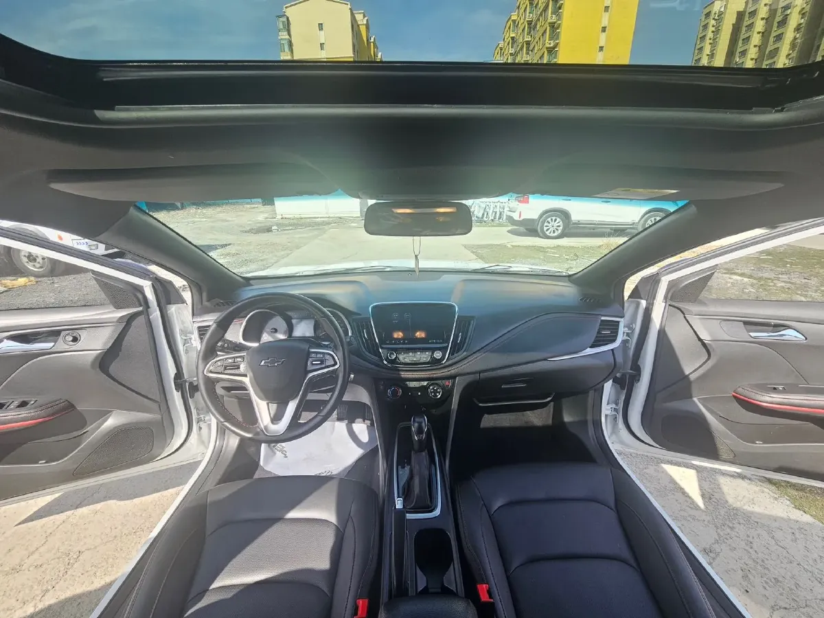 2020 Chevrolet Monza 1.3T 163HP L3 6AT,autocango,china used car exporter,china ev exporter,chinese used car exporter,chinese used ev exporter