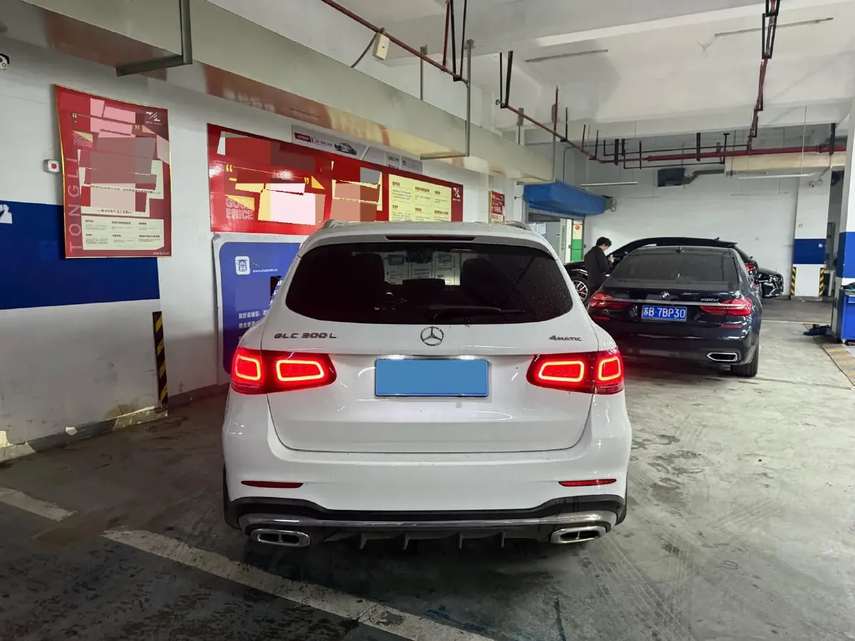 2022 Mercedes-Benz GLC Class 2.0T 258HP L4 9AT,autocango,china used car exporter,china ev exporter,chinese used car exporter,chinese used ev exporter