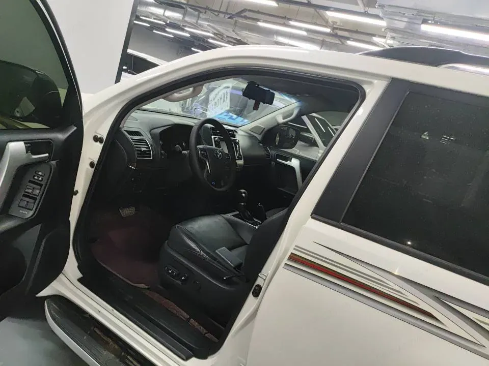 2019 Toyota Land Cruiser Prado 3.5L 280HP V6 6AT,autocango,china used car exporter,china ev exporter,chinese used car exporter,chinese used ev exporter