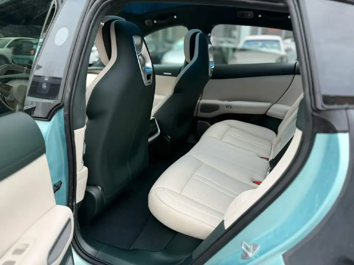 2025 MI YU7 BEV 101.7KWH,autocango,china used car exporter,china ev exporter,chinese used car exporter,chinese used ev exporter