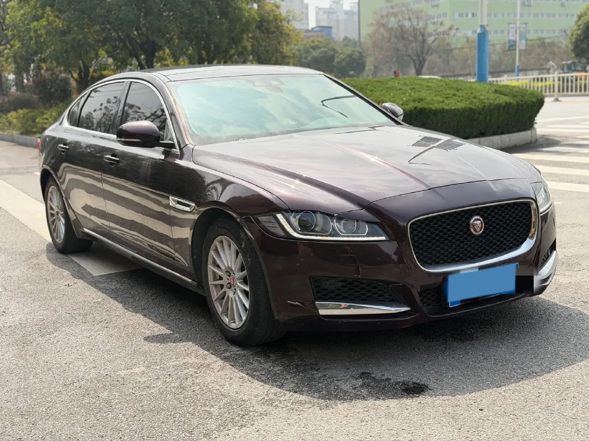 2018 Jaguar XFL 2.0T 200HP L4 8AT,autocango,china used car exporter,china ev exporter,chinese used car exporter,chinese used ev exporter