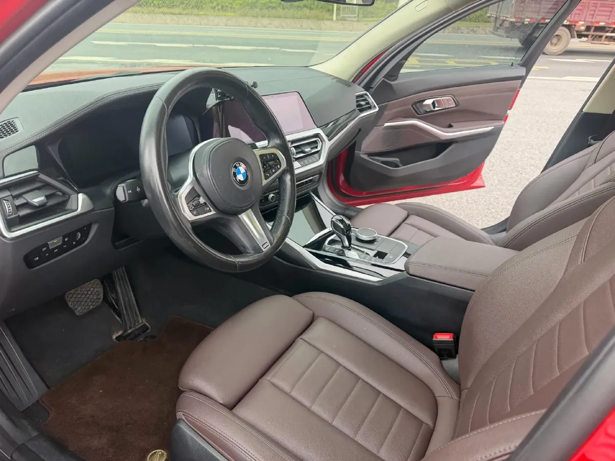 2020 BMW 3 Series 2.0T 156HP L4 8AT,autocango,china used car exporter,china ev exporter,chinese used car exporter,chinese used ev exporter