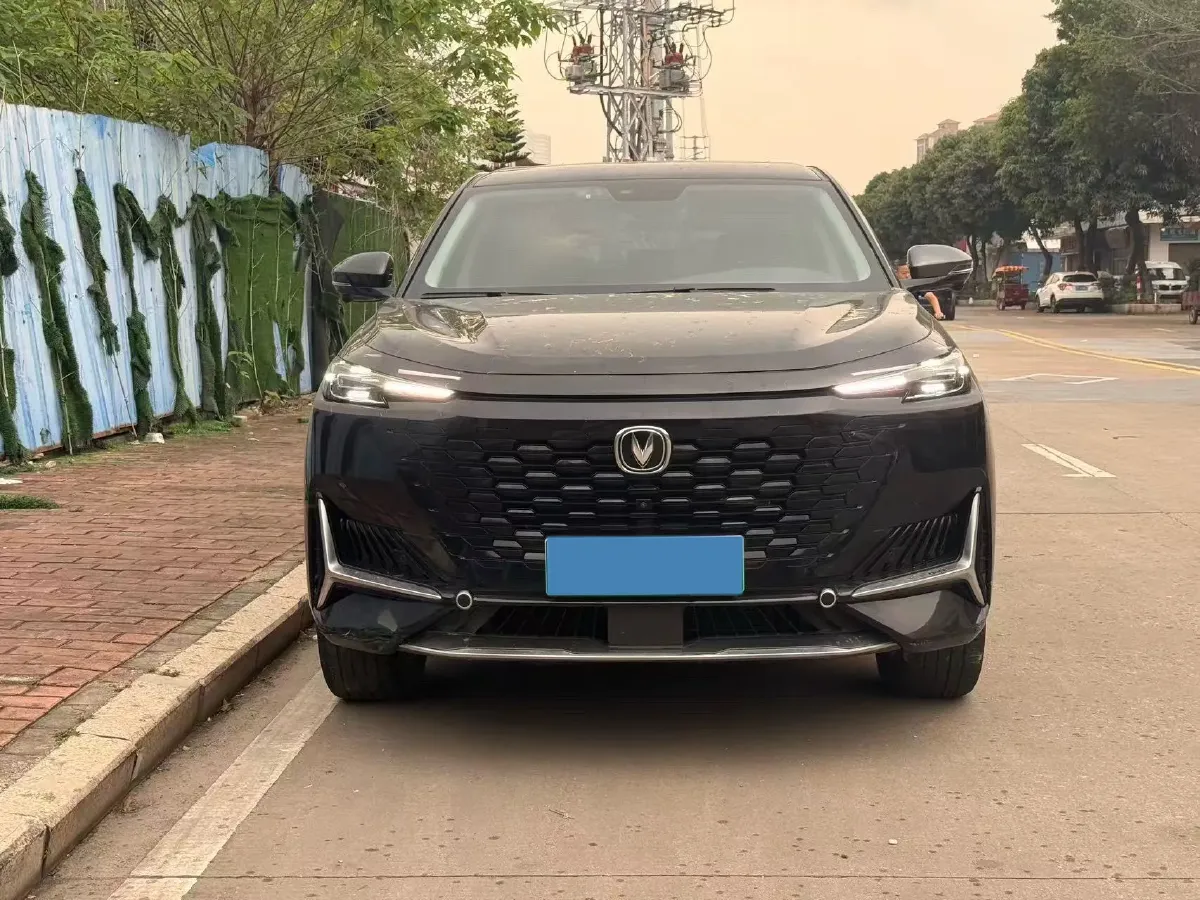 2022 Bestune T99 2.0T 224HP L4 6AT,autocango,china used car exporter,china ev exporter,chinese used car exporter,chinese used ev exporter