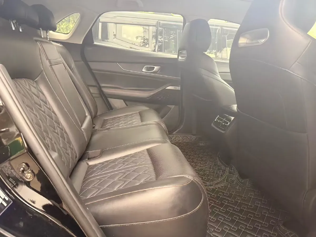 2022 Bestune T99 2.0T 224HP L4 6AT,autocango,china used car exporter,china ev exporter,chinese used car exporter,chinese used ev exporter