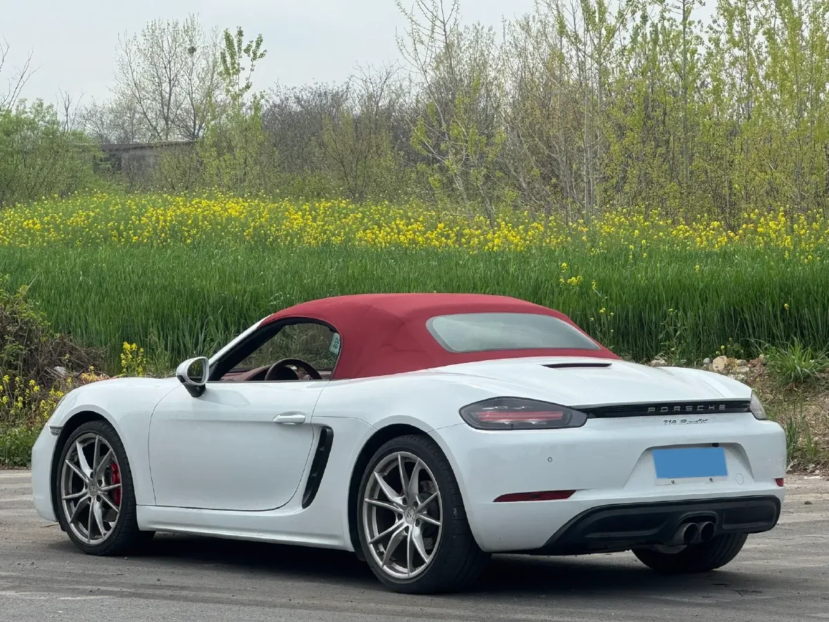 2018 Porsche 718 2.0T 250HP H4 7DCT,autocango,china used car exporter,china ev exporter,chinese used car exporter,chinese used ev exporter