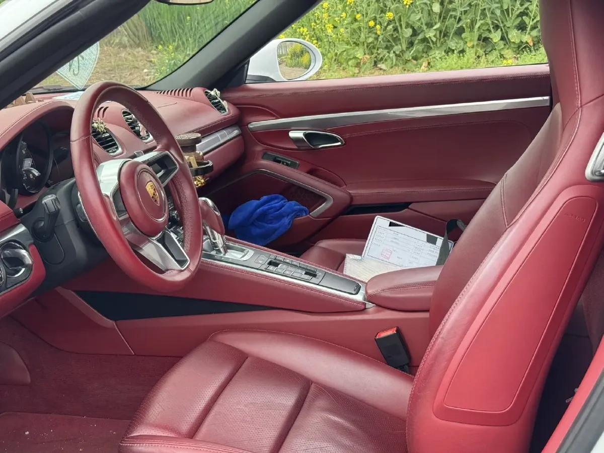 2018 Porsche 718 2.0T 250HP H4 7DCT,autocango,china used car exporter,china ev exporter,chinese used car exporter,chinese used ev exporter