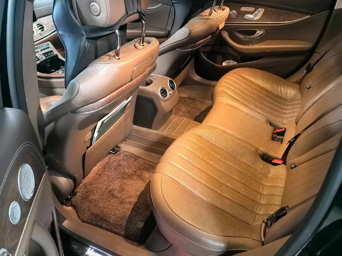 2020 Mercedes-Benz E Class 2.0T 258HP L4 9AT,autocango,china used car exporter,china ev exporter,chinese used car exporter,chinese used ev exporter