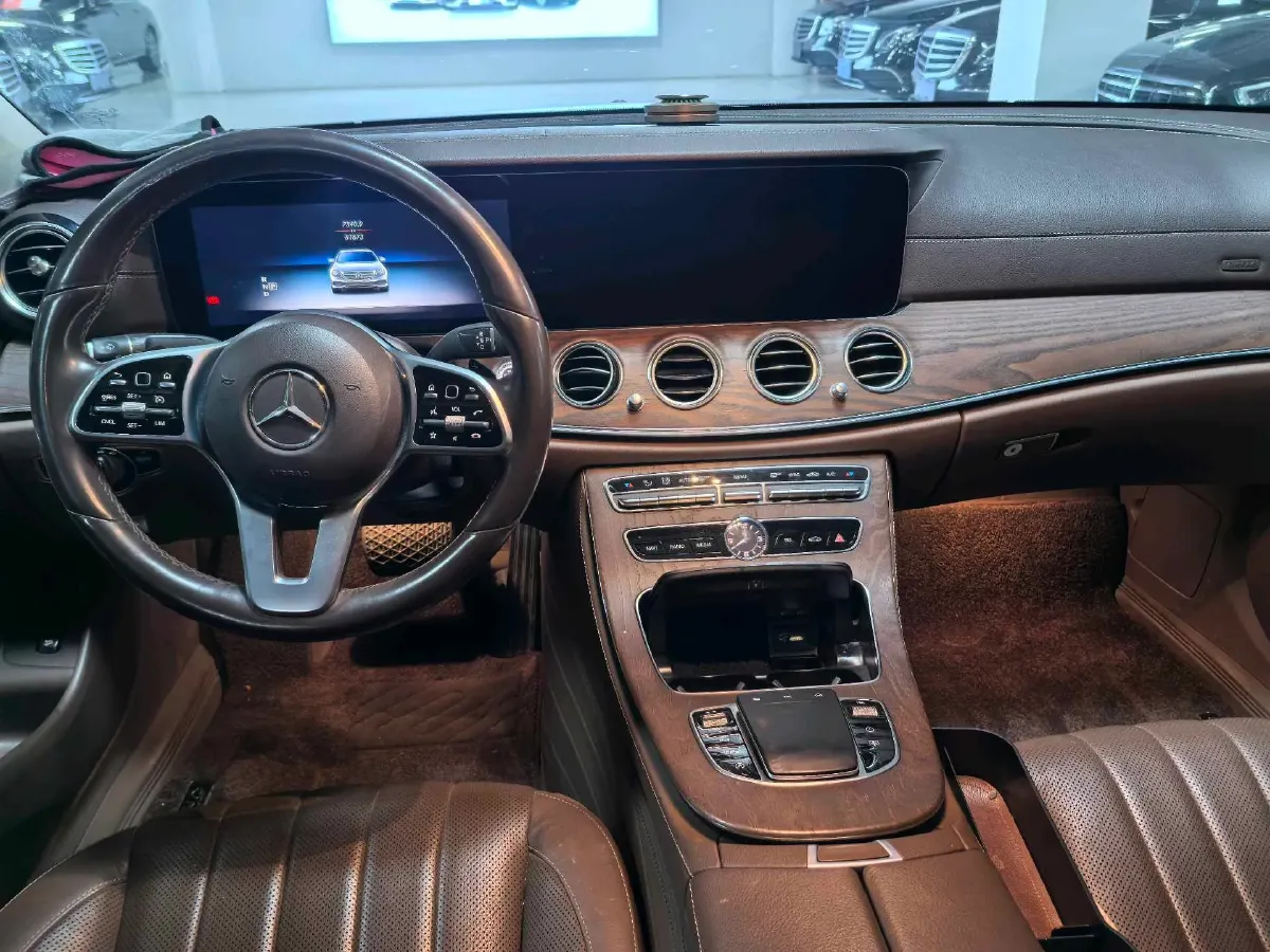 2020 Mercedes-Benz E Class 2.0T 258HP L4 9AT,autocango,china used car exporter,china ev exporter,chinese used car exporter,chinese used ev exporter