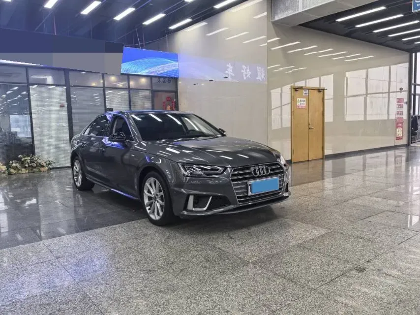 2019 Audi A4L 2.0T 190HP L4 7DCT,autocango,china used car exporter,china ev exporter,chinese used car exporter,chinese used ev exporter