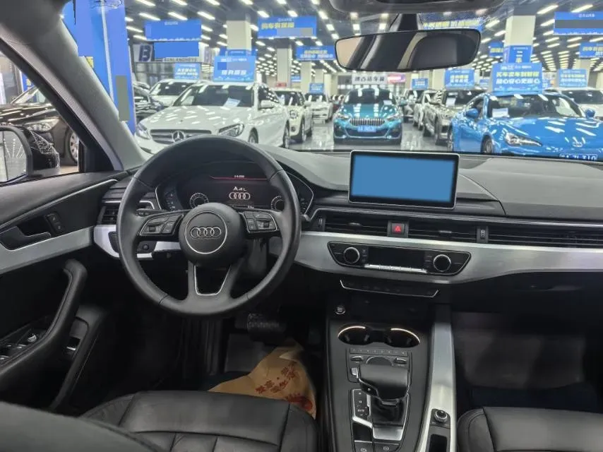 2019 Audi A4L 2.0T 190HP L4 7DCT,autocango,china used car exporter,china ev exporter,chinese used car exporter,chinese used ev exporter