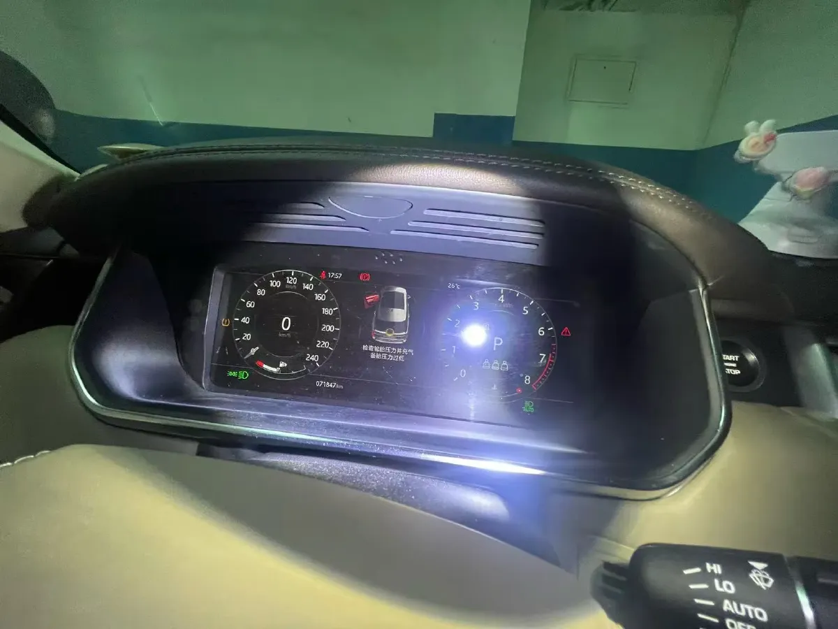 2020 Land Rover Range Rover 3.0T 360HP L6 8AT,autocango,china used car exporter,china ev exporter,chinese used car exporter,chinese used ev exporter