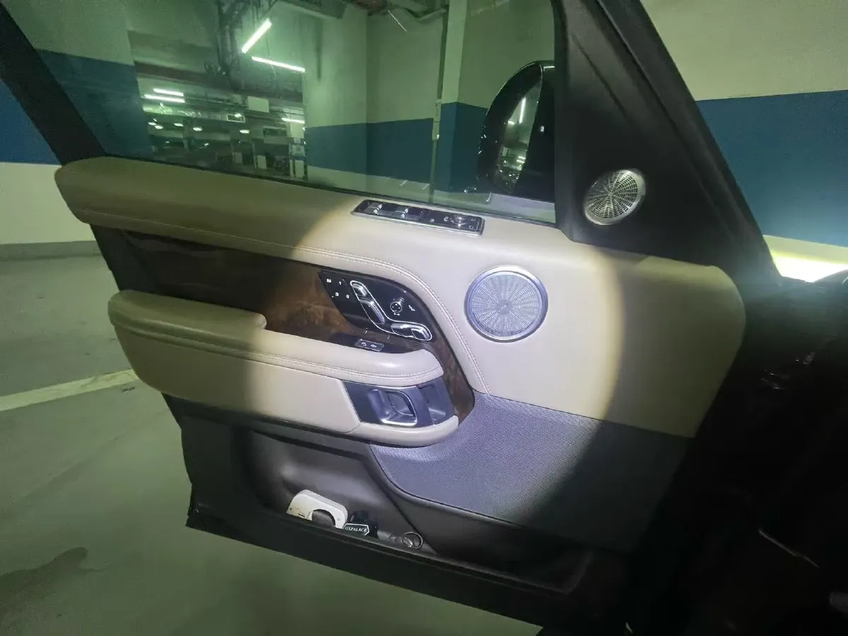 2020 Land Rover Range Rover 3.0T 360HP L6 8AT,autocango,china used car exporter,china ev exporter,chinese used car exporter,chinese used ev exporter