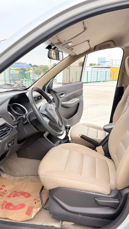 2019 WuLing HongGuang 1.5L 99HP L4 6MT,autocango,china used car exporter,china ev exporter,chinese used car exporter,chinese used ev exporter