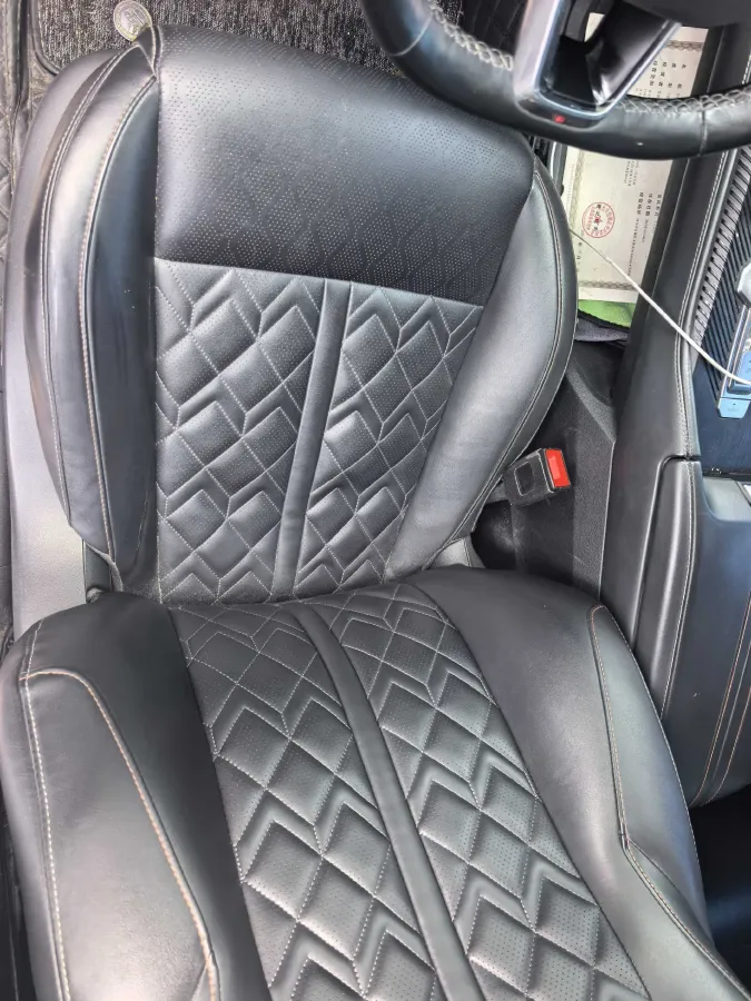 2021 ChangAn UNI-K 2.0T 233HP L4 8AT,autocango,china used car exporter,china ev exporter,chinese used car exporter,chinese used ev exporter