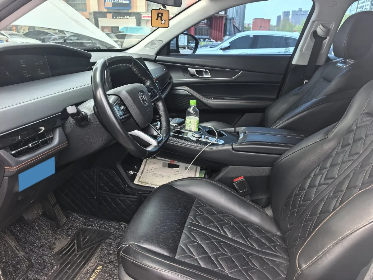 2021 ChangAn UNI-K 2.0T 233HP L4 8AT,autocango,china used car exporter,china ev exporter,chinese used car exporter,chinese used ev exporter