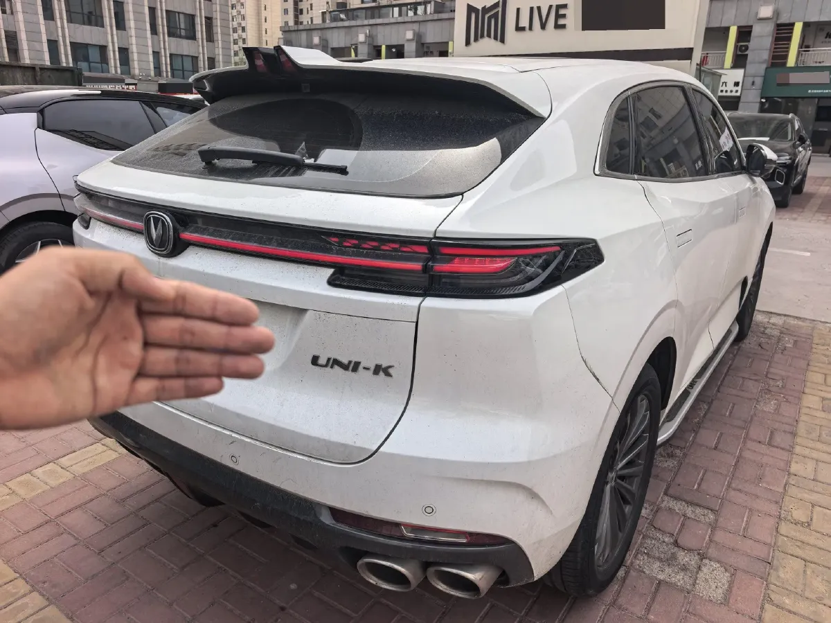 2021 ChangAn UNI-K 2.0T 233HP L4 8AT,autocango,china used car exporter,china ev exporter,chinese used car exporter,chinese used ev exporter