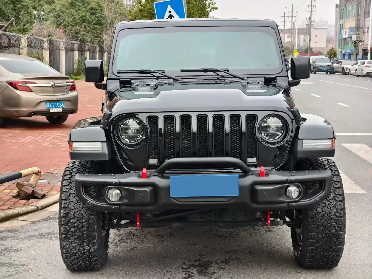 2019 Jeep Wrangler 2.0T 266HP L4 8AT,autocango,china used car exporter,china ev exporter,chinese used car exporter,chinese used ev exporter