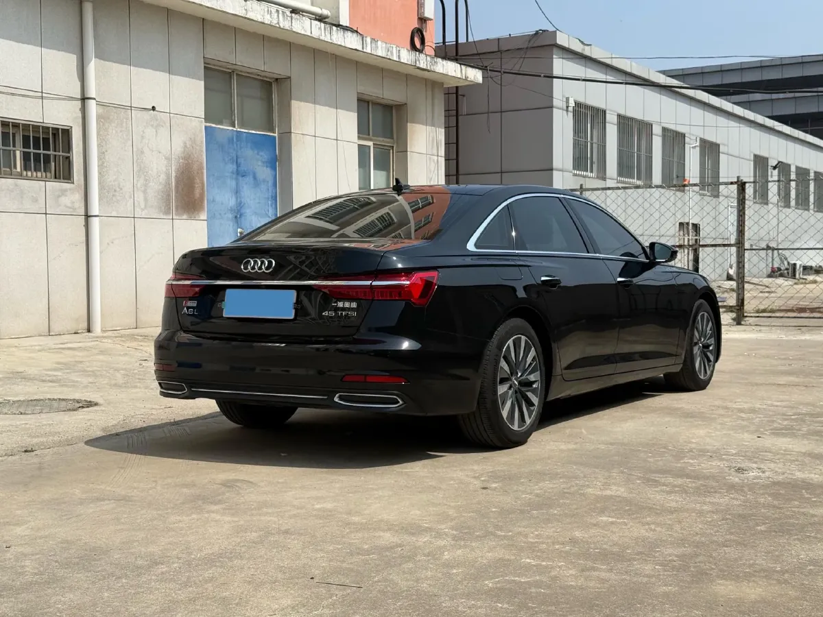 2020 Audi A6L 2.0T 224HP L4 7DCT,autocango,china used car exporter,china ev exporter,chinese used car exporter,chinese used ev exporter