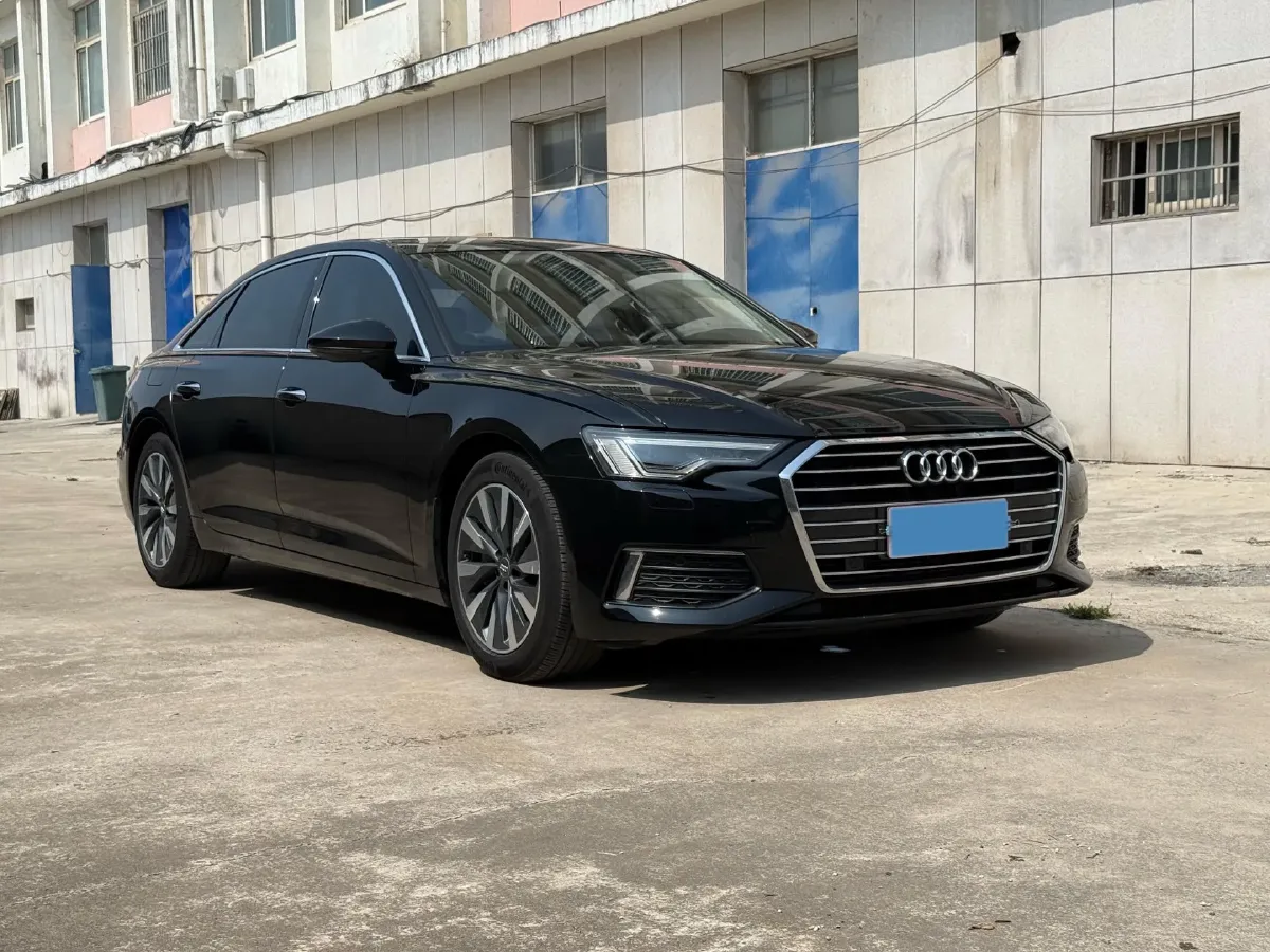 2020 Audi A6L 2.0T 224HP L4 7DCT,autocango,china used car exporter,china ev exporter,chinese used car exporter,chinese used ev exporter
