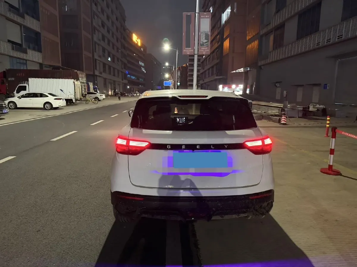 2025 Geely Coolray 1.5L 126HP L4 5MT,autocango,china used car exporter,china ev exporter,chinese used car exporter,chinese used ev exporter