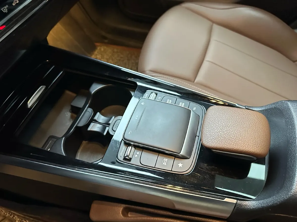 2023 Mercedes-Benz GLB Class 1.3T 163HP L4 7DCT,autocango,china used car exporter,china ev exporter,chinese used car exporter,chinese used ev exporter