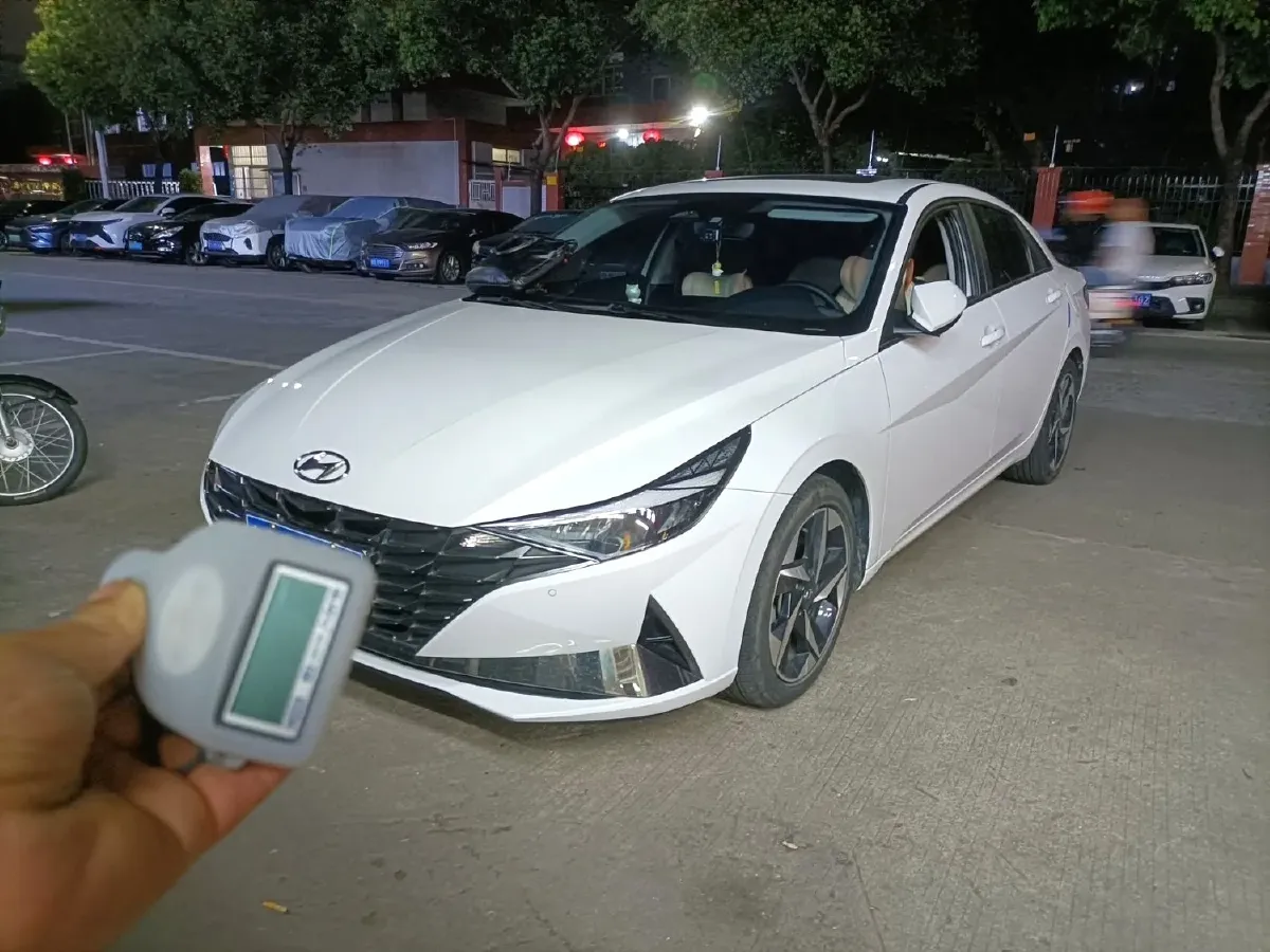 2022 Hyundai Elantra 1.5L 115HP L4 CVT,autocango,china used car exporter,china ev exporter,chinese used car exporter,chinese used ev exporter