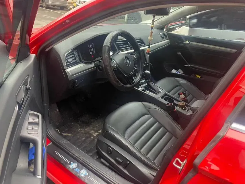 2019 Volkswagen Passat 1.4T 150HP L4 7DCT,autocango,china used car exporter,china ev exporter,chinese used car exporter,chinese used ev exporter