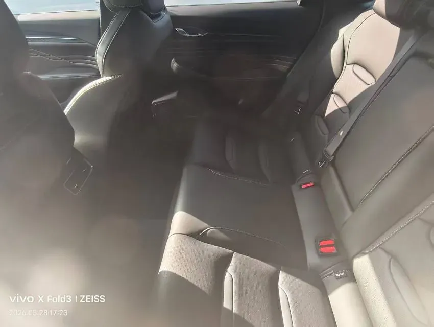 2023 Geely Preface 1.5T 181HP L4 7DCT,autocango,china used car exporter,china ev exporter,chinese used car exporter,chinese used ev exporter