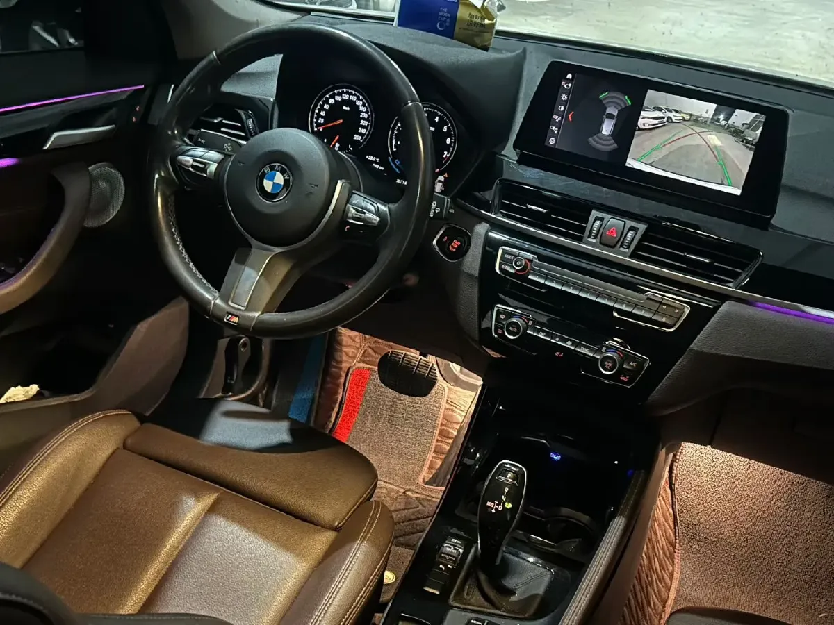 2021 BMW X1 1.5T 140HP L3 7DCT,autocango,china used car exporter,china ev exporter,chinese used car exporter,chinese used ev exporter