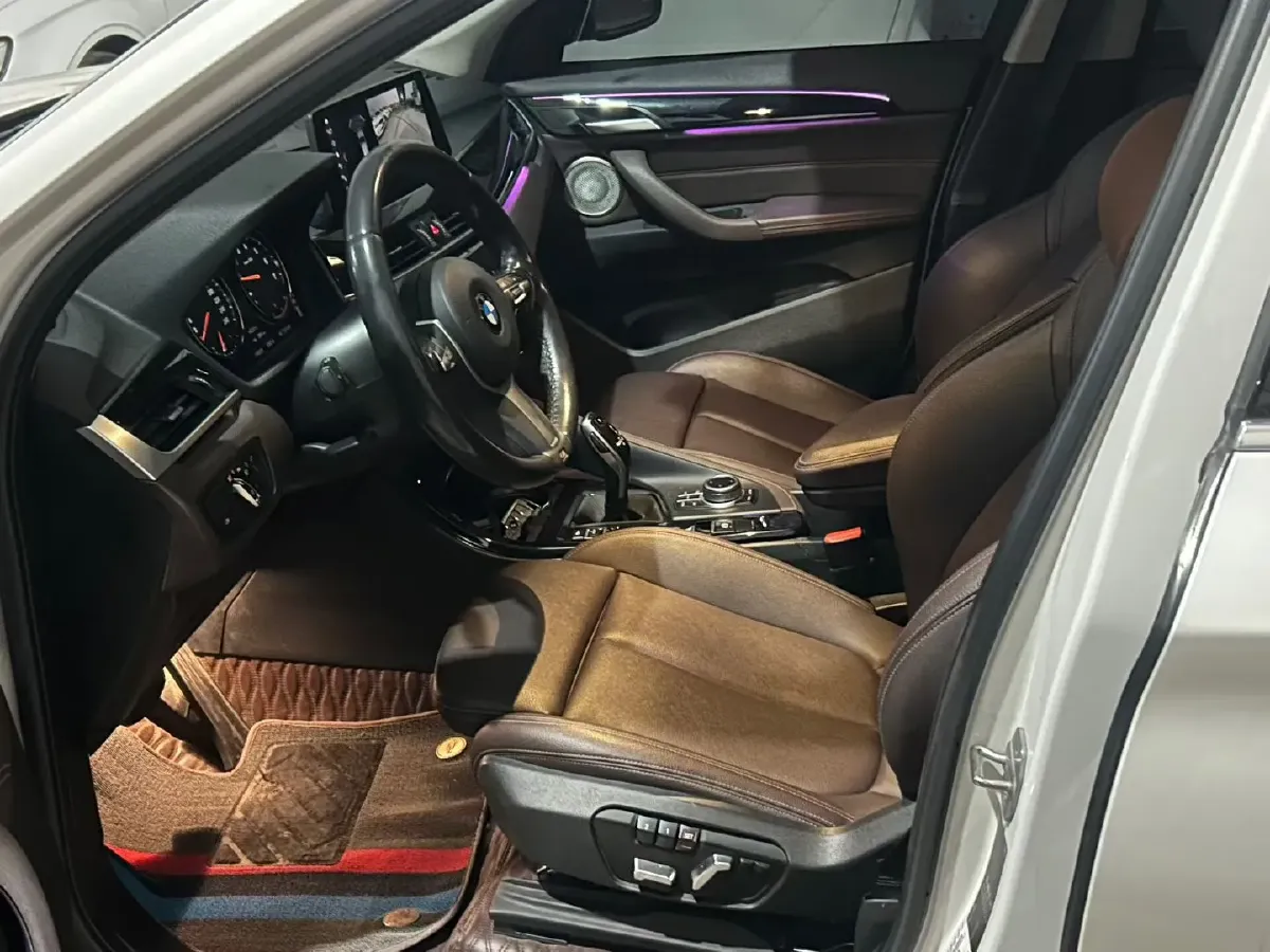 2021 BMW X1 1.5T 140HP L3 7DCT,autocango,china used car exporter,china ev exporter,chinese used car exporter,chinese used ev exporter