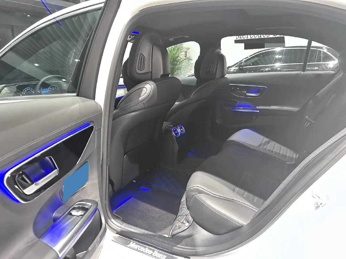 2025 Mercedes-Benz C Class 1.5T 204HP L4 9AT,autocango,china used car exporter,china ev exporter,chinese used car exporter,chinese used ev exporter