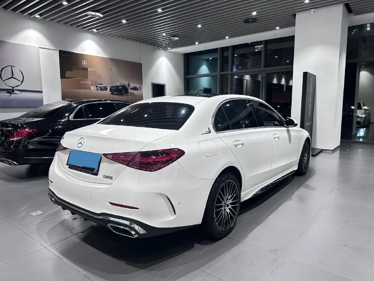 2025 Mercedes-Benz C Class 1.5T 204HP L4 9AT,autocango,china used car exporter,china ev exporter,chinese used car exporter,chinese used ev exporter